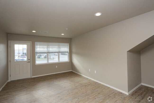 2HAB, 2BA - Planta baja - Chapel Hill