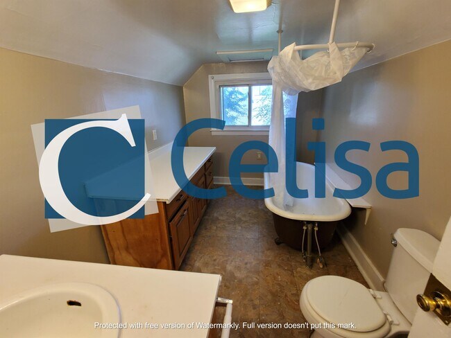 Foto del edificio - 1529 E Wayne St