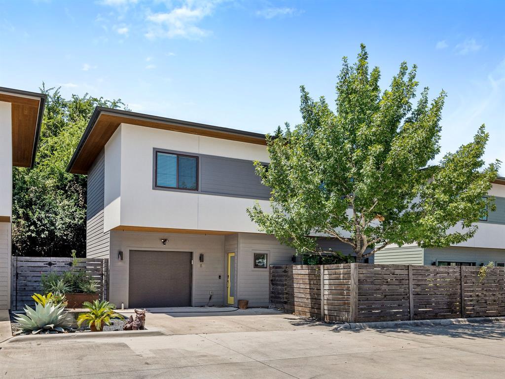 Primary Photo - 2101 Montopolis Dr