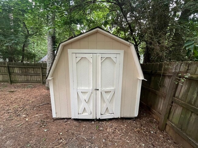 Foto del edificio - CUTE Ranch with Garage for RENT!