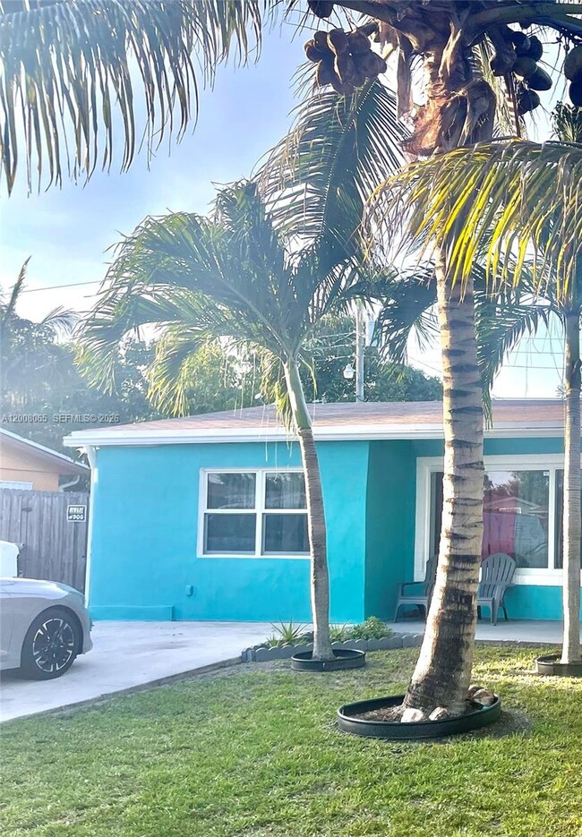 Foto del edificio - 1537 NE 30th Ct