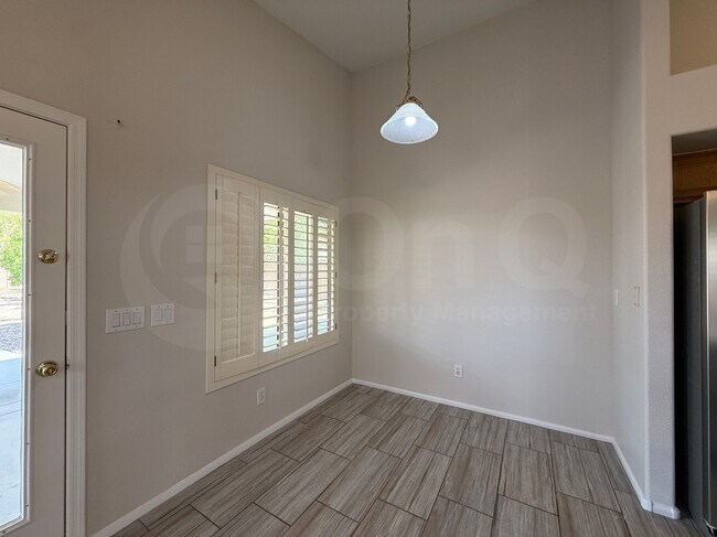 Foto del edificio - 3436 W Patrick Ln