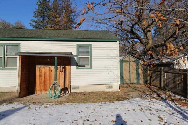 Building Photo - 3125 W. Trinity Pl. Spokane, WA-NuKey Real...