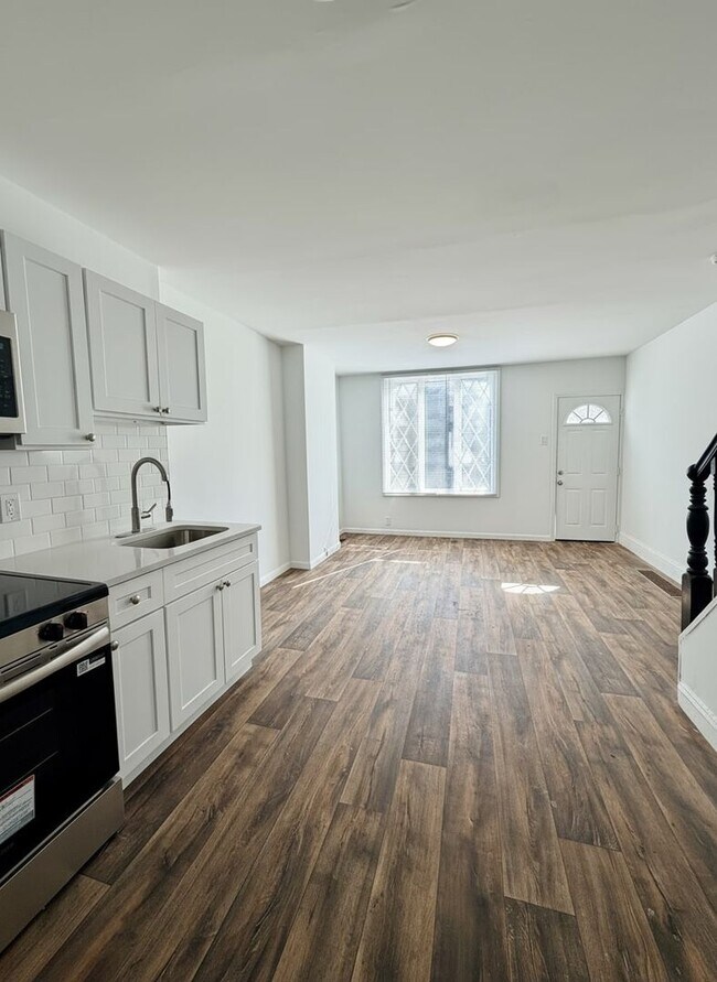 Foto del edificio - Charming 2-bedroom, 1-bathroom home in the...