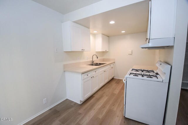 Building Photo - 420 W Linden Dr