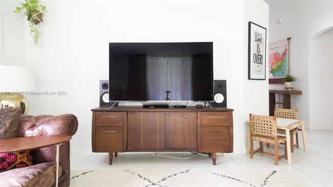 Foto del edificio - 5449 Grande Palm Cir