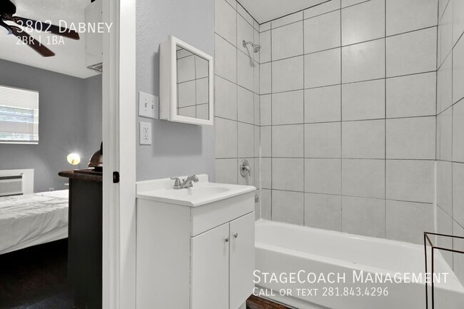 Foto del edificio - 3802 Dabney-