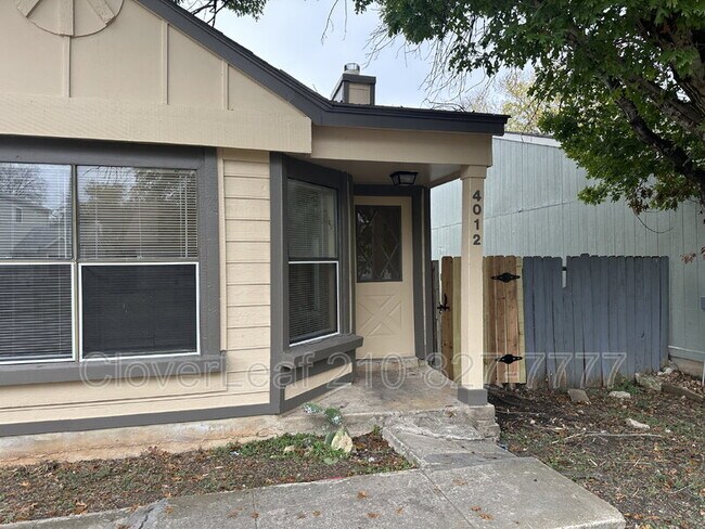 Foto del edificio - 4012 Sunrise Creek Dr