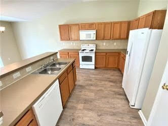 Building Photo - 2234 Justin Lake Dr