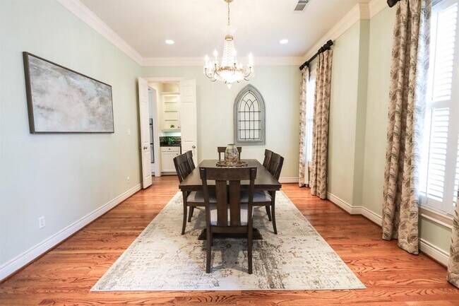 Foto del edificio - 1250 Ripple Creek Dr