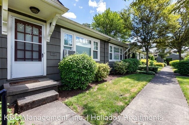Building Photo - Studio, 1 bath Apartment - 2310 NE Weidler St