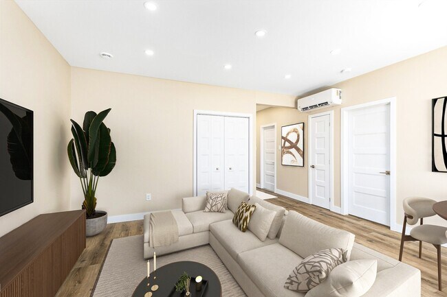 Building Photo - 284 Turgeon St