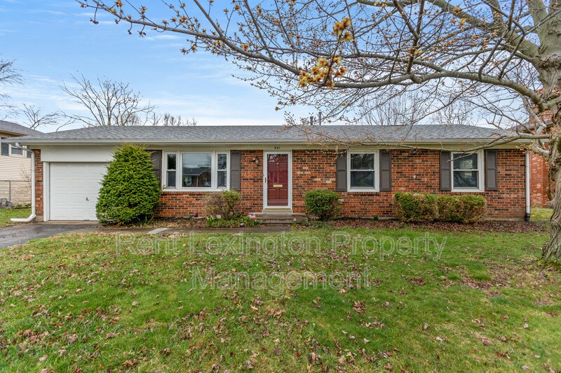 Primary Photo - 941 Lily Dr