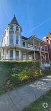 Building Photo - 327 Broad St