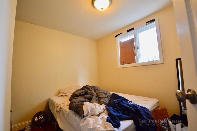 Foto del edificio - 238 Everett St