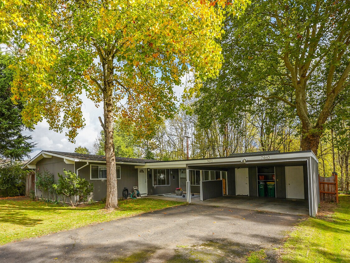 Foto principal - 7460 SW Bel Aire Dr