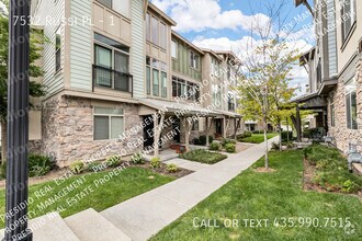 Building Photo - 7532 Russi Pl