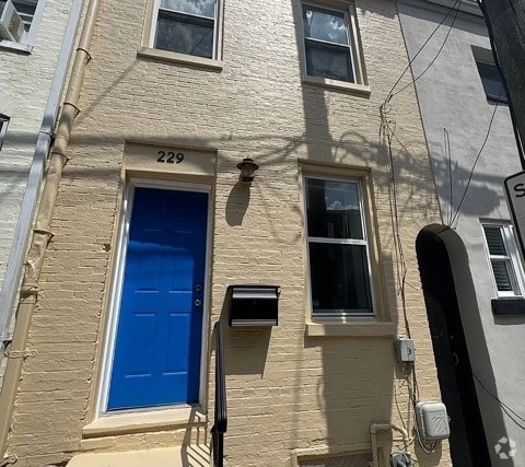Building Photo - 229 S Durham St