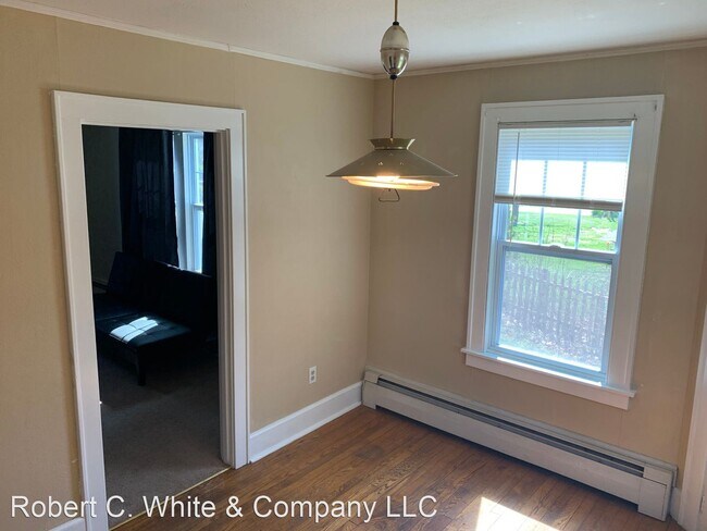 Foto del edificio - 2 br, 1.5 bath House - 6 Pratt Road
