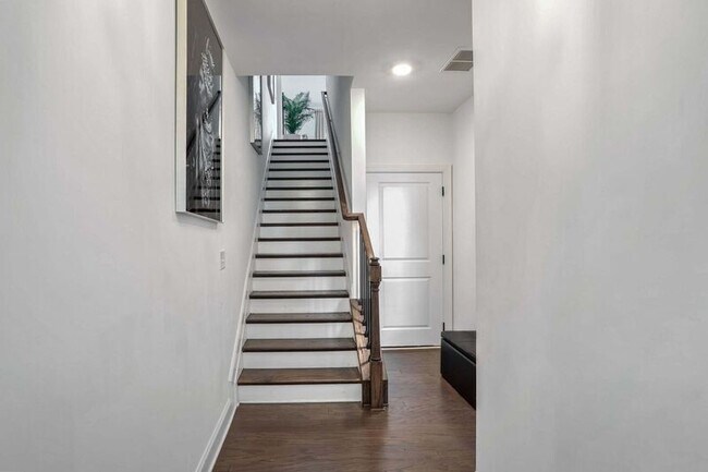 Building Photo - 3984 Allegretto Cir
