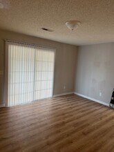 Building Photo - 515 Mystic Dr