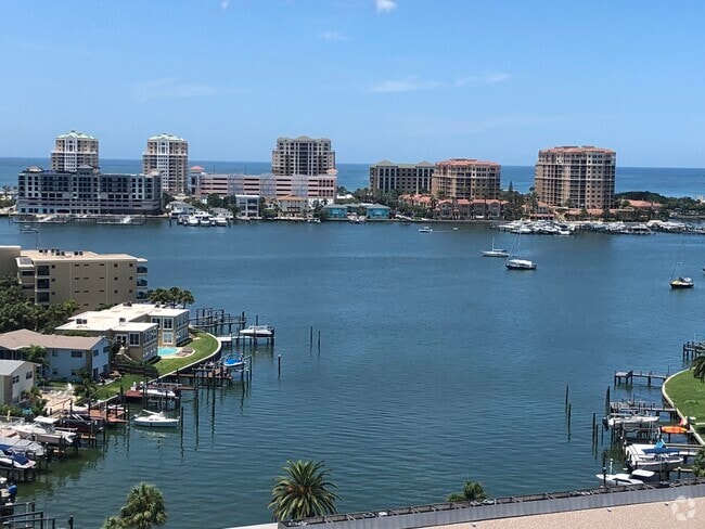 Endless view looking west to the Gulf of Mexico - 400 Island Way