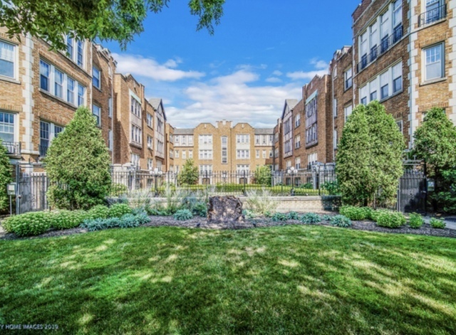 Foto principal - 10927 S Longwood Dr