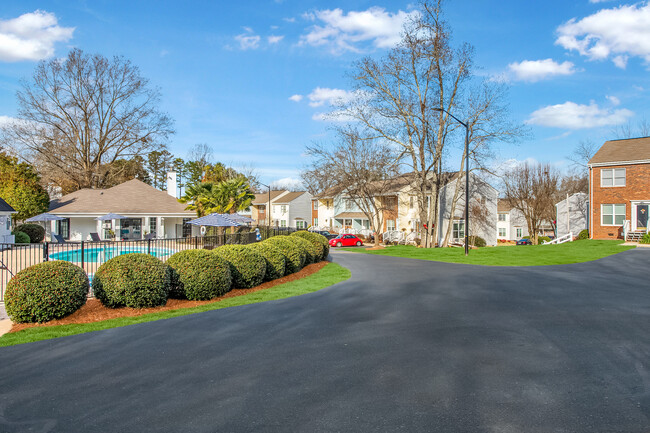 Foto del edificio - Yorktowne Village Apartments