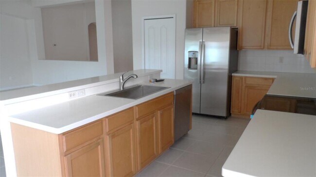 Foto del edificio - 1029 Millebourne Way