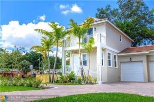 Foto principal - 2915 Woolbright Rd