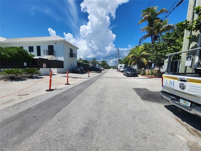 Building Photo - 315 Walnut St