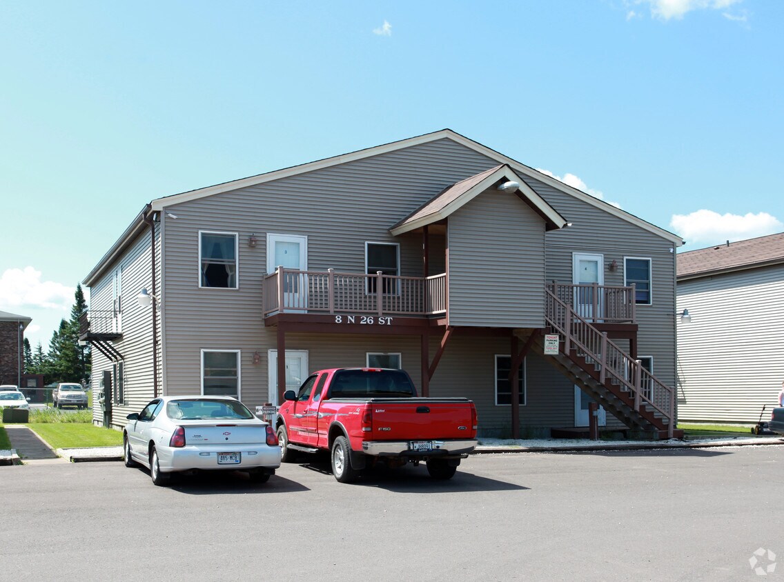8 N 26th St, Superior, WI 54880 Apartments in Superior, WI
