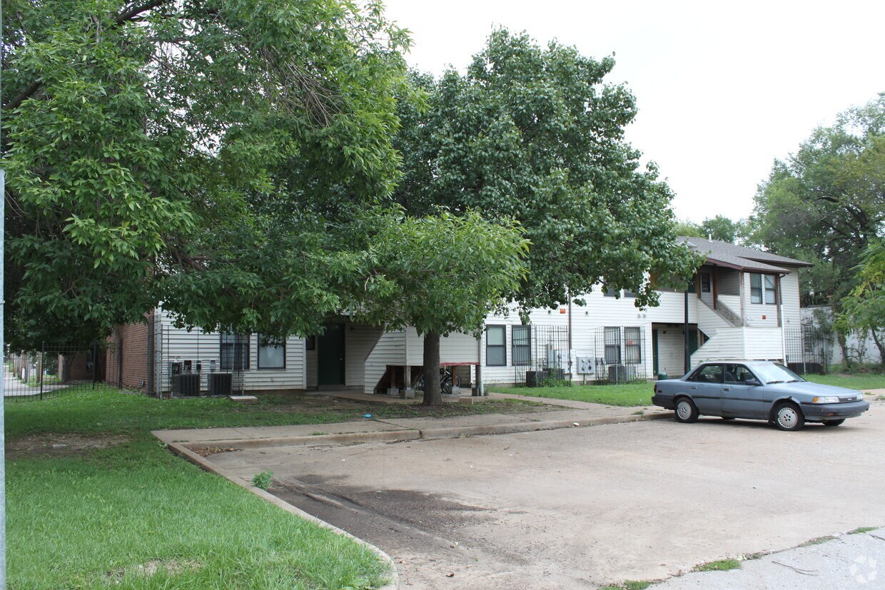 Building Photo - 4029 Peck St