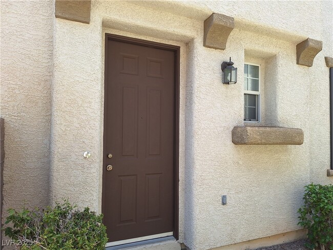 Building Photo - 1227 El Fuego Trail