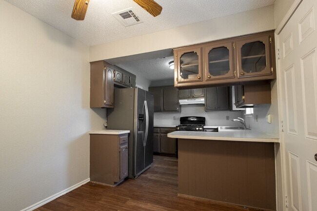 Foto del edificio - Charming Eastmoor Home: Perfect for Your New Adventure!