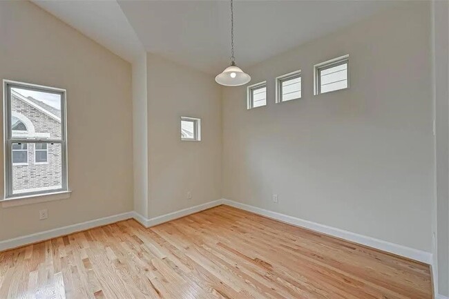 Building Photo - 11512 Main Cypress Dr