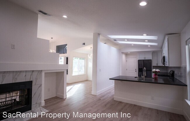 Foto del edificio - 3 br, 2 bath House - 5540 Calvine Road