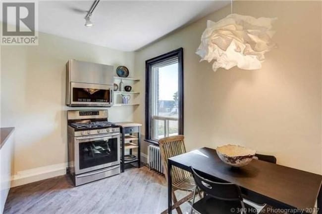 Building Photo - 3 Bedroom in Little Italy