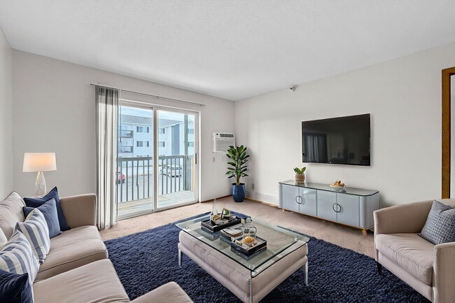 Living Room - Valley View