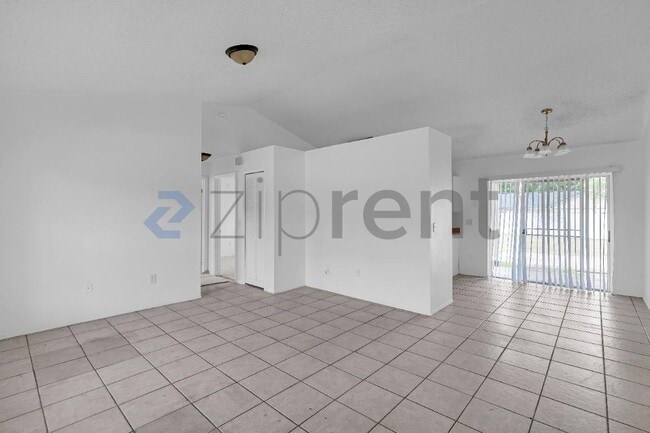 Building Photo - 5131 Kati Lynn Dr
