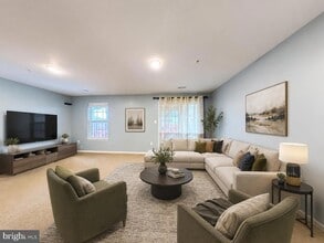 Building Photo - 6955 Aquamarine Ct