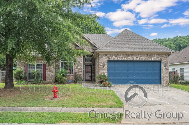 Foto del edificio - 2130 Forest Lakes Ln