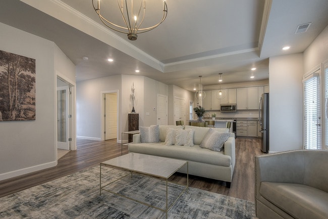 Building Photo - Birchwood Villas
