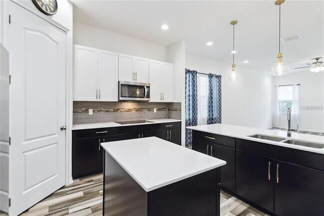 Foto del edificio - 10466 Siddington Dr