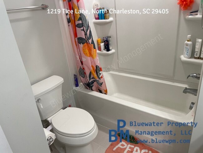 Building Photo - 1219 Tice Ln