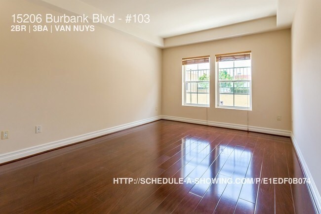 Building Photo - 15206 Burbank Blvd