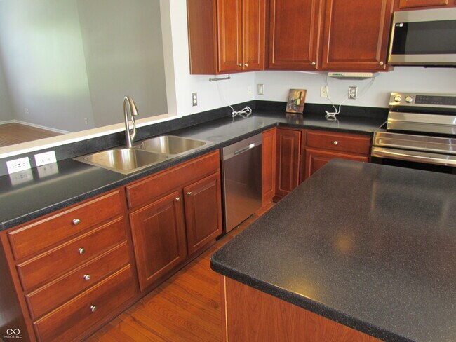 Foto del edificio - 13888 Willesden Cir