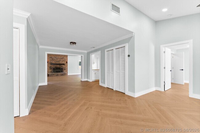 Foto del edificio - 1721 SW 10th St