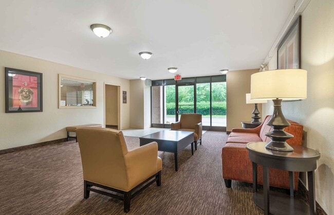 Building Photo - Furnished Studio-Atlanta - Alpharetta - No...
