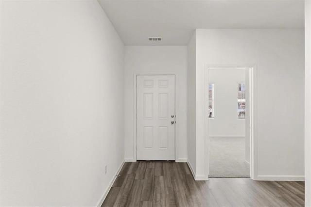 Foto del edificio - 10308 Holy Cross Ln